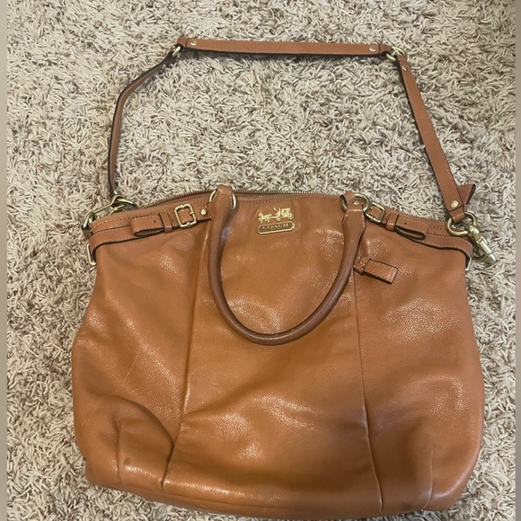 Beige Coach Shoulder Bag - Picture 1 of 6